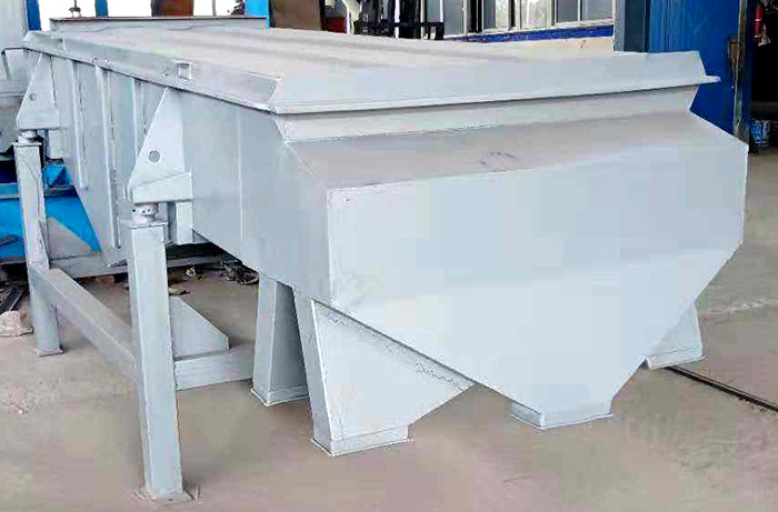 直線振動篩木質(zhì)篩框與金屬篩孔的對比