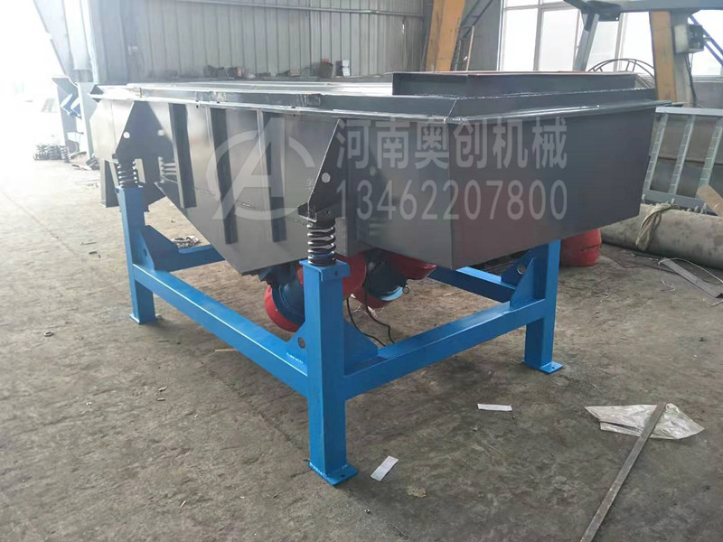 直線振動(dòng)篩選機(jī) 直線振動(dòng)篩選機(jī)