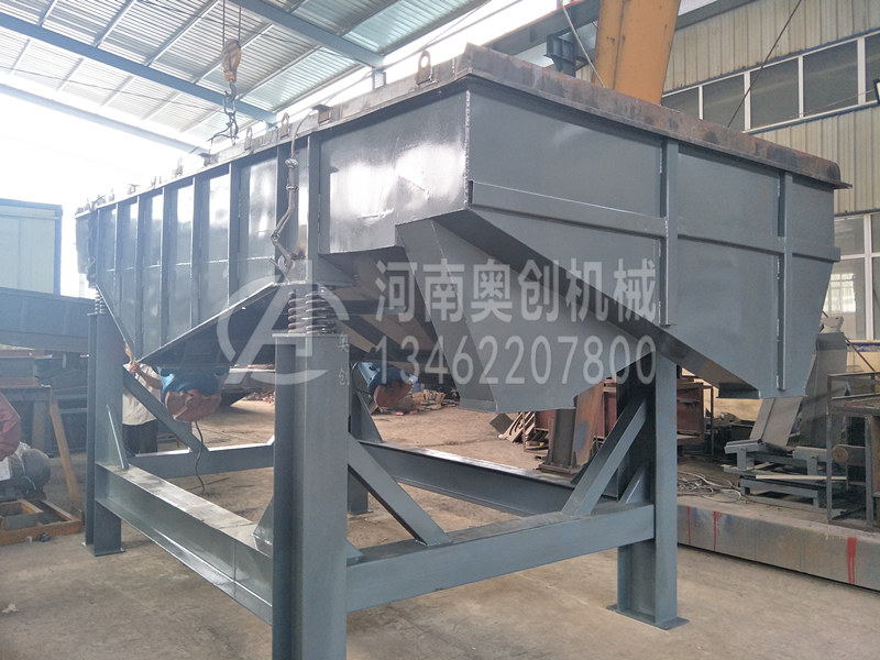 膨潤(rùn)土篩分除雜專用直線振動(dòng)篩選機(jī)可以自己改裝嗎 膨潤(rùn)土篩分除雜專用直線振動(dòng)篩選機(jī)可以自己改裝嗎