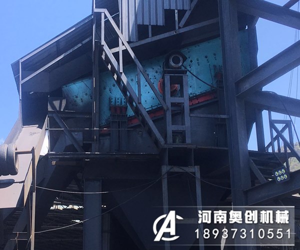 石灰石用那種振動篩篩分效果好?多一臺少錢?