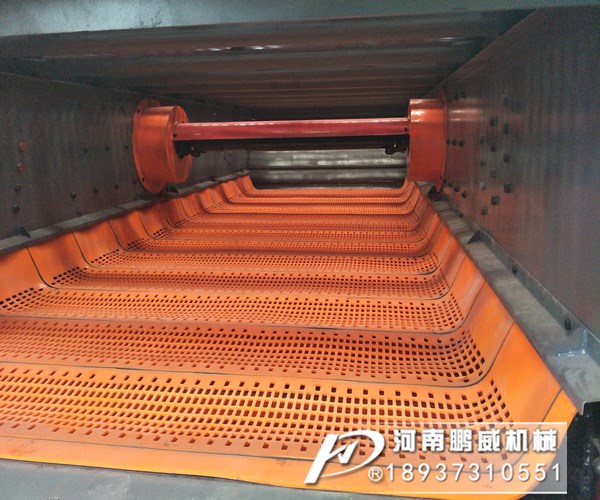 粘土石分離使用振動篩分級堵孔嚴重怎么樣徹底解決？